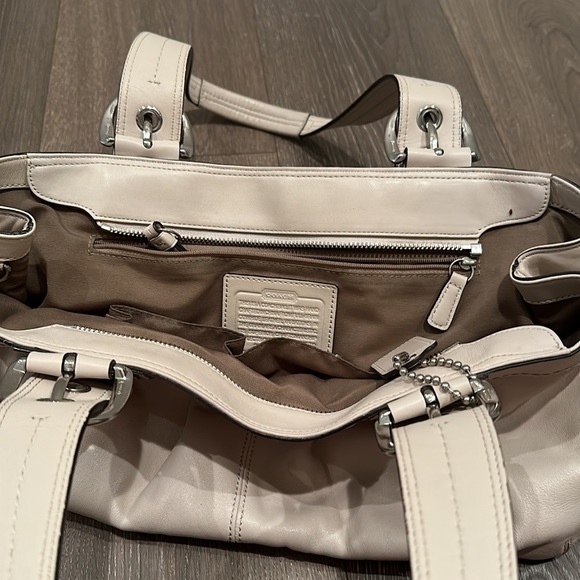 Vintage Coach shoulder purse - Picture 3 of 4